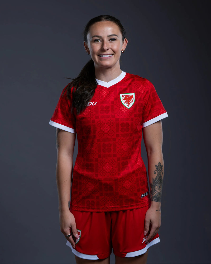 11. Hannah Cain