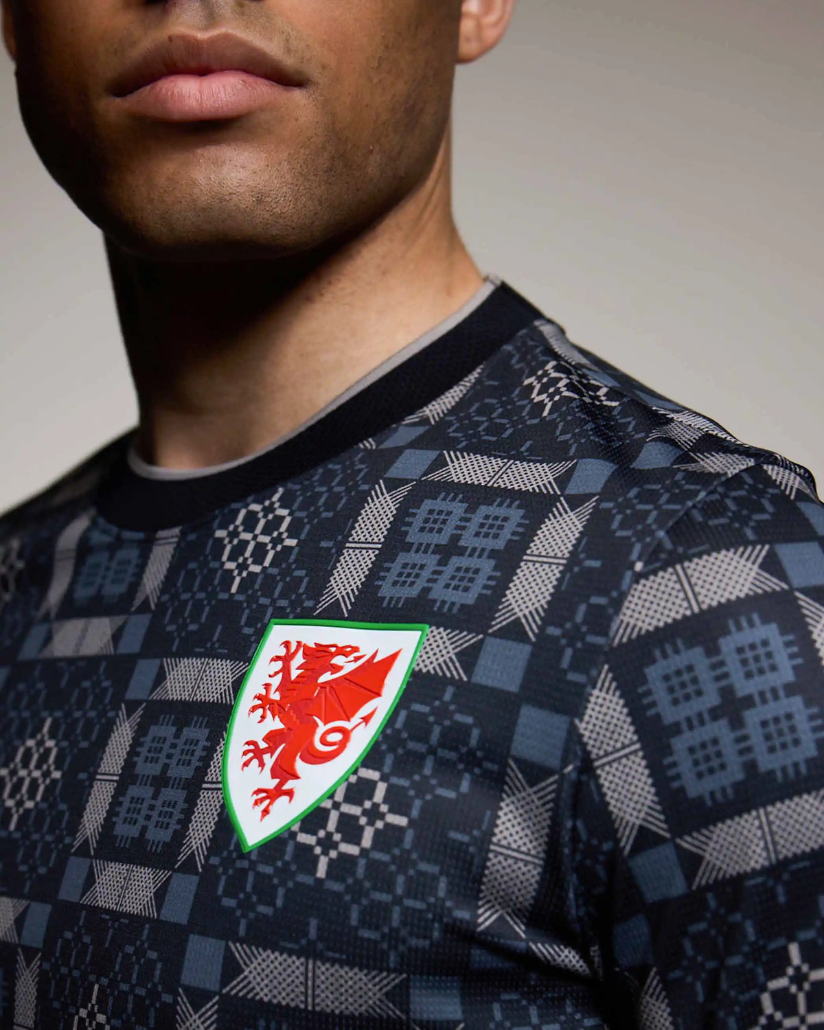 SUDU T-Shirt Wales SUDU 2026-28 Goalkeeper Shirt Black - Adult