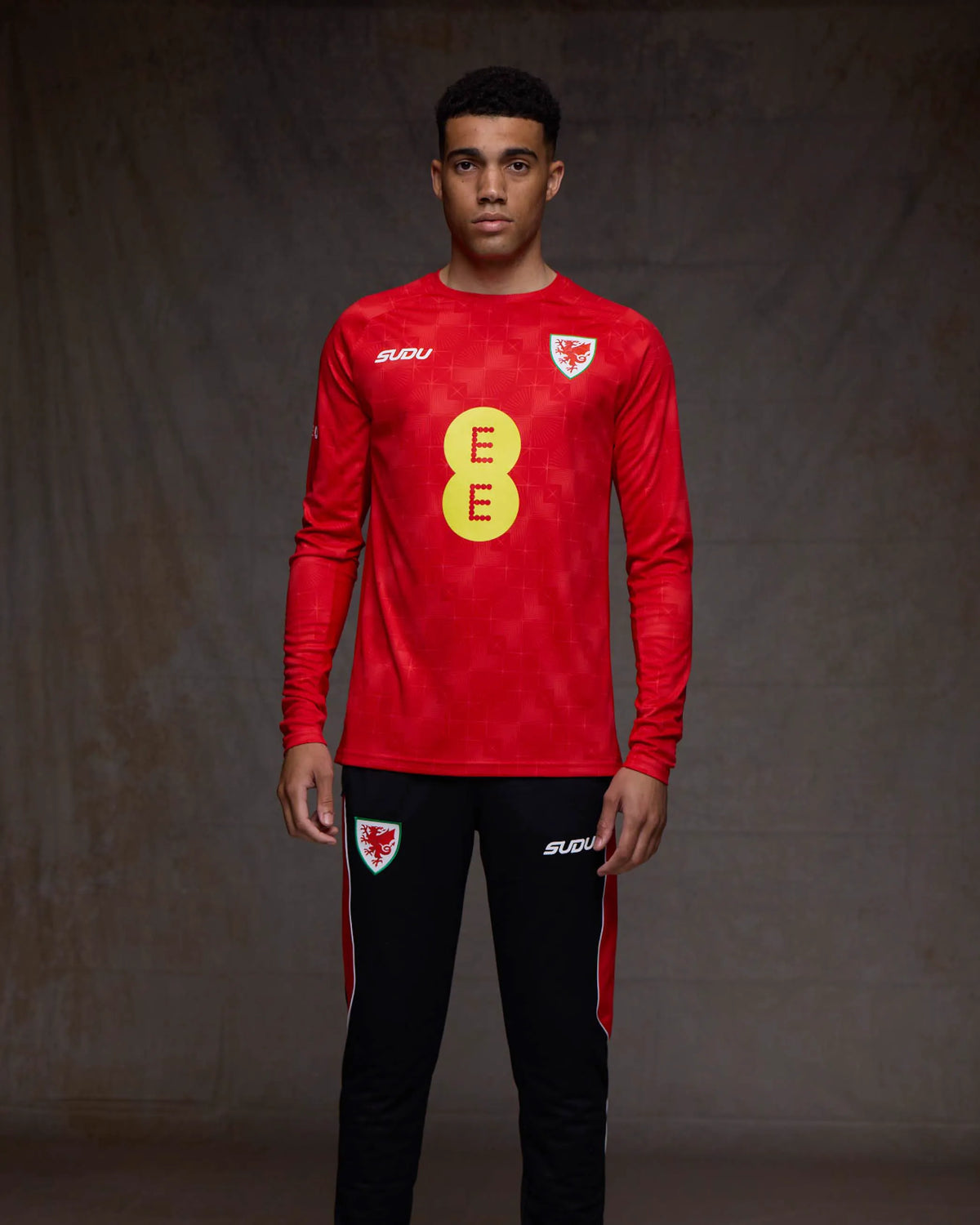 SUDU T-Shirt Wales SUDU 2026-28 Players Home Training Long Sleeved T-Shirt
