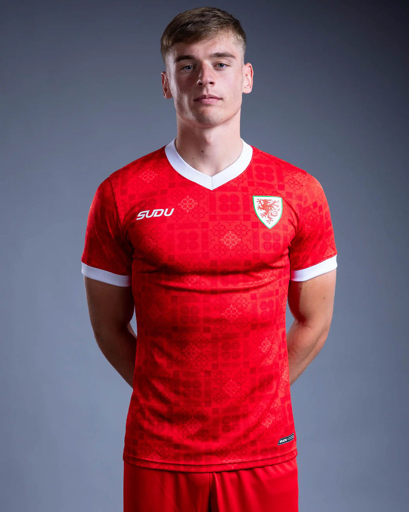 16. Dylan Lawlor