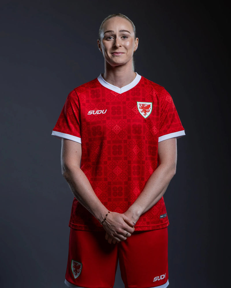 5. Rhiannon Roberts